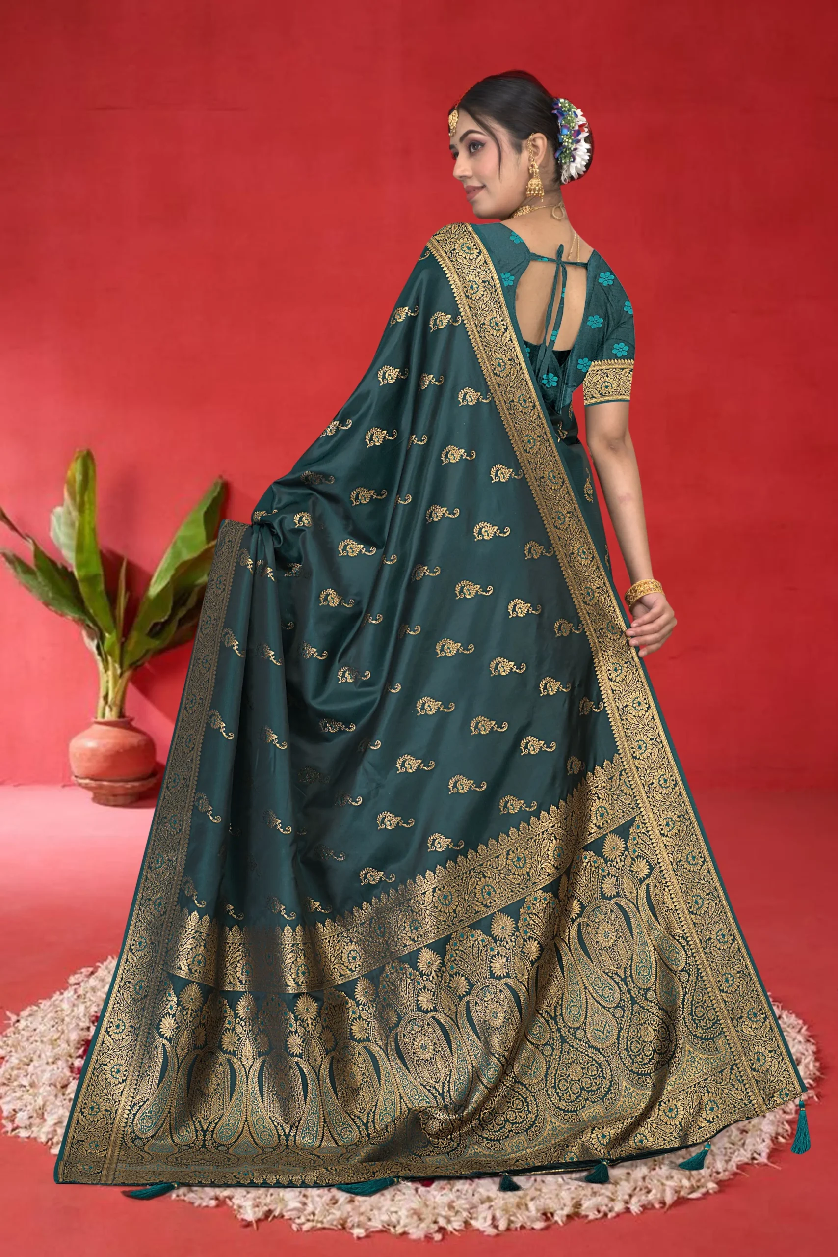 dark blue banarasi saree zari border