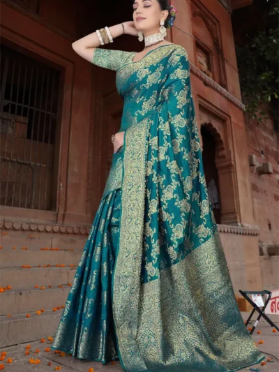 Rama Dola Silk Saree with Zari Woven Work and Heavy Border